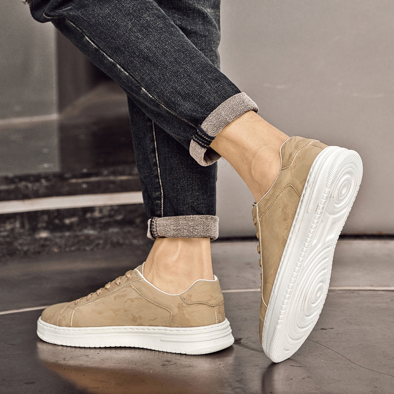 Close-up of Men's Canyon Everyday Sneakers texture, highlighting quality & durable materials.