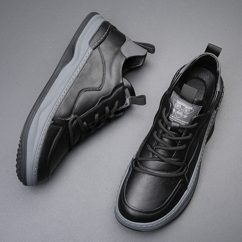 Premium men's casual comfort sneakers, modern design for stylish everyday walking.