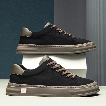 Everyday men's casual sneakers, lightweight and comfortable for walking and stylish wear.