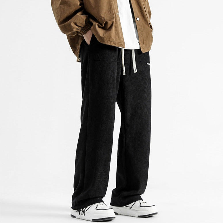 Loose fit men's Malibu casual pants with a relaxed leg, perfect for comfortable everyday style.