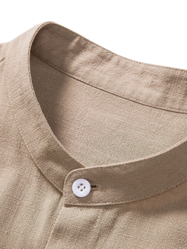 Easy-to-wear men's casual summer outfit set with rolled cuff shirt and comfortable pants.