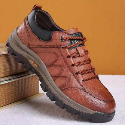 Men's casual shoes with arch support, non-slip sole, and breathable design for daily comfort.