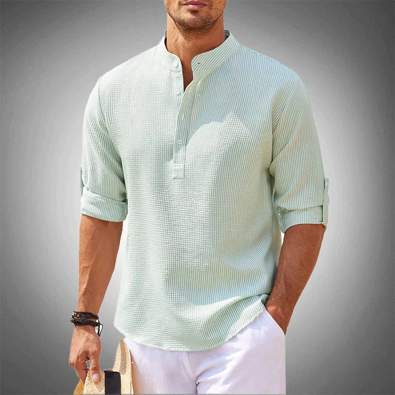 Men's 'Luca' style short sleeve summer shirt, comfortable & fashionable. Breathable fabric for warm weather.