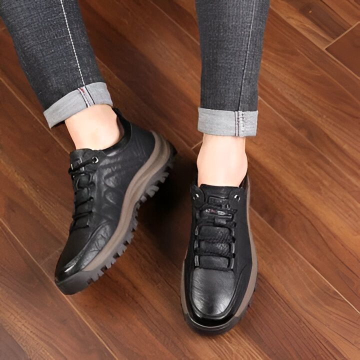 Stylish men's orthotic slip-on shoes for walking, offering arch support, breathability, and non-slip comfort.