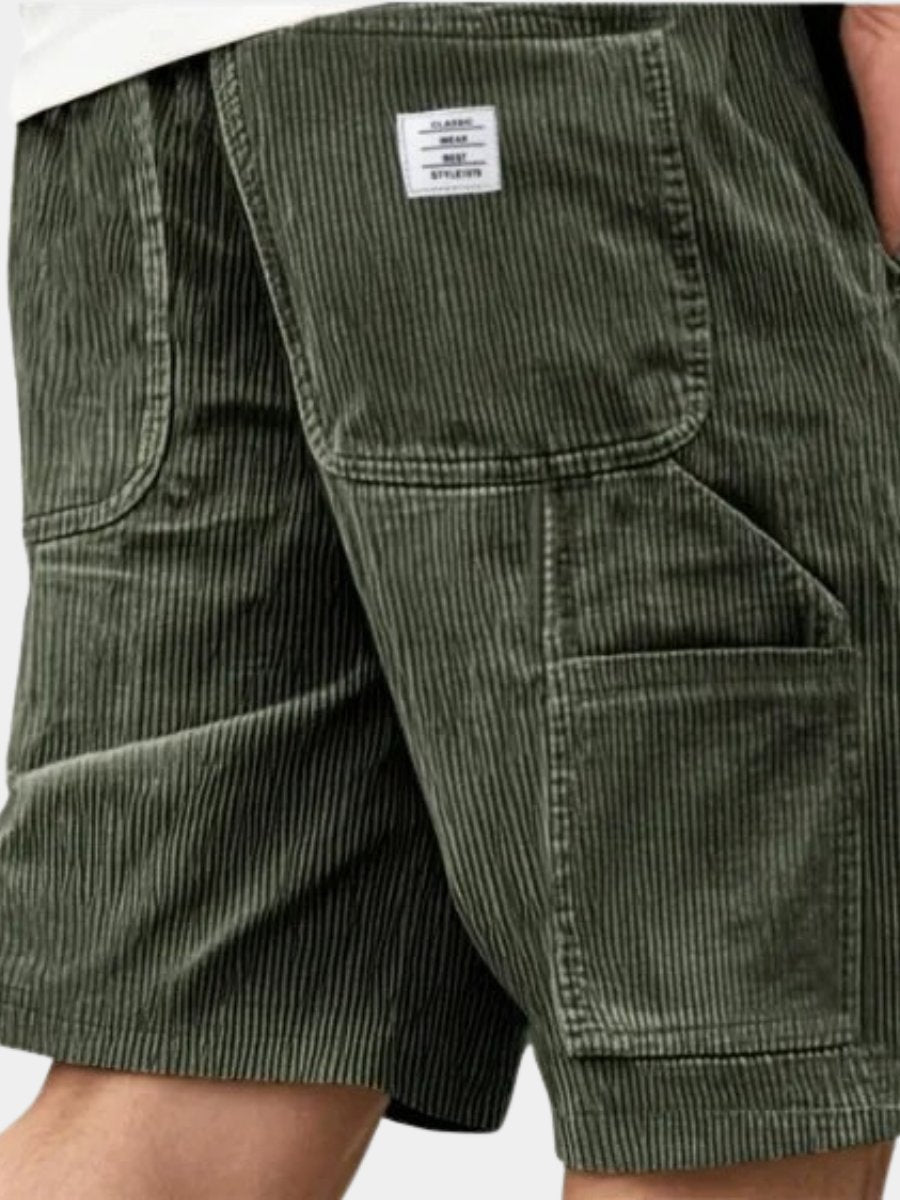Men's casual textured cargo shorts, ideal for comfort and everyday wear.