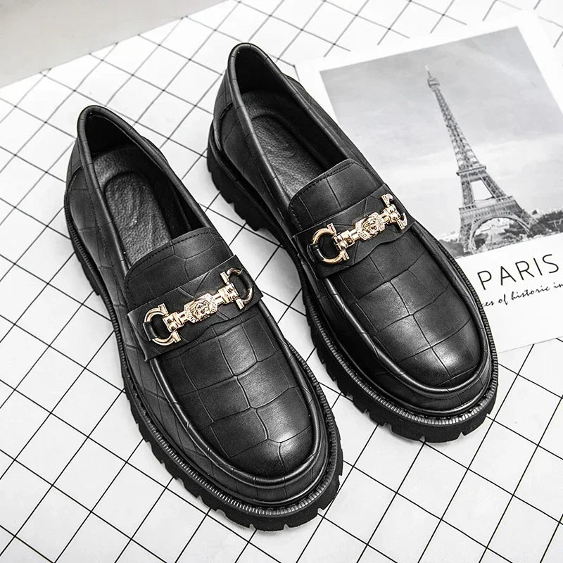 Sophisticated men's chain loafers, blending formal elegance with a rugged lug sole. Perfect for versatile wear.