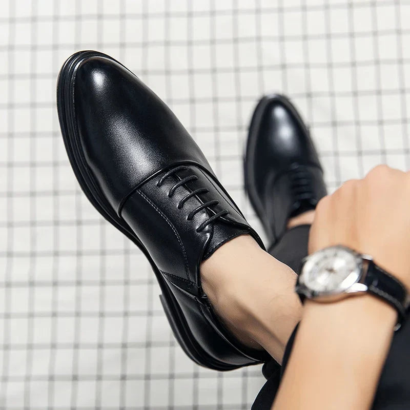 Sophisticated men's comfortable classic dress shoes, ideal for formal events, business, or daily office wear.