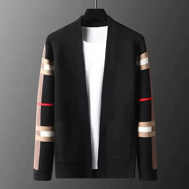Stylish men's knitwear cardigan in a classic design, ideal for autumn & winter casual layering and comfort.