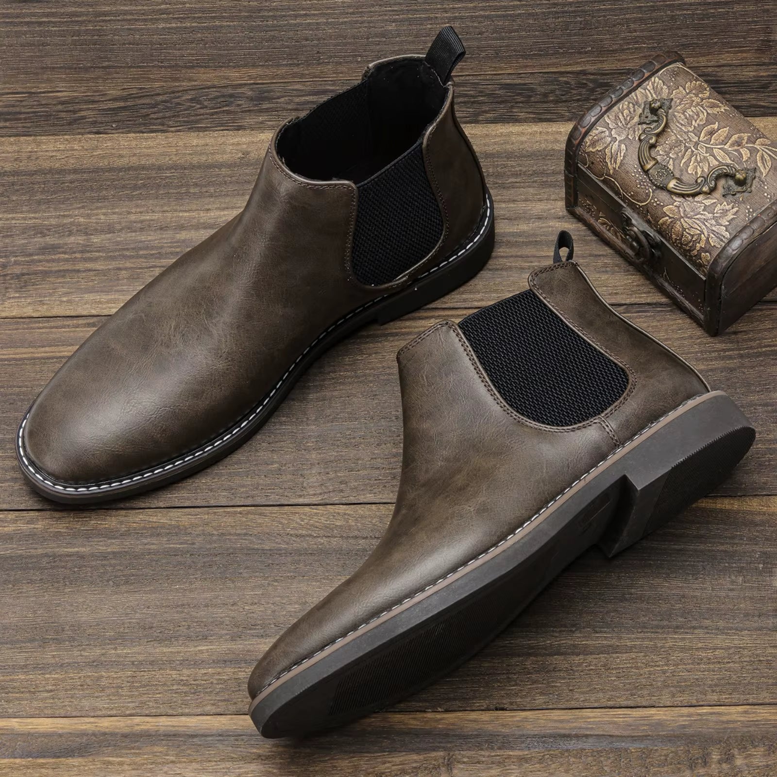 Soft inner lining of men's everyday Chelsea boots, promising all-day comfort and support.