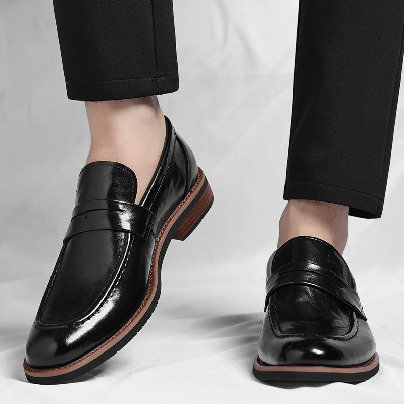 Timeless men's classic penny loafers, comfortable leather slip-on shoes offering enduring style & daily comfort.