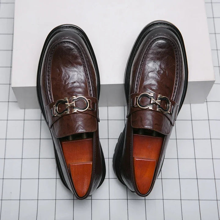 Classic men's comfortable slip-on loafers, perfect for all-day wear.