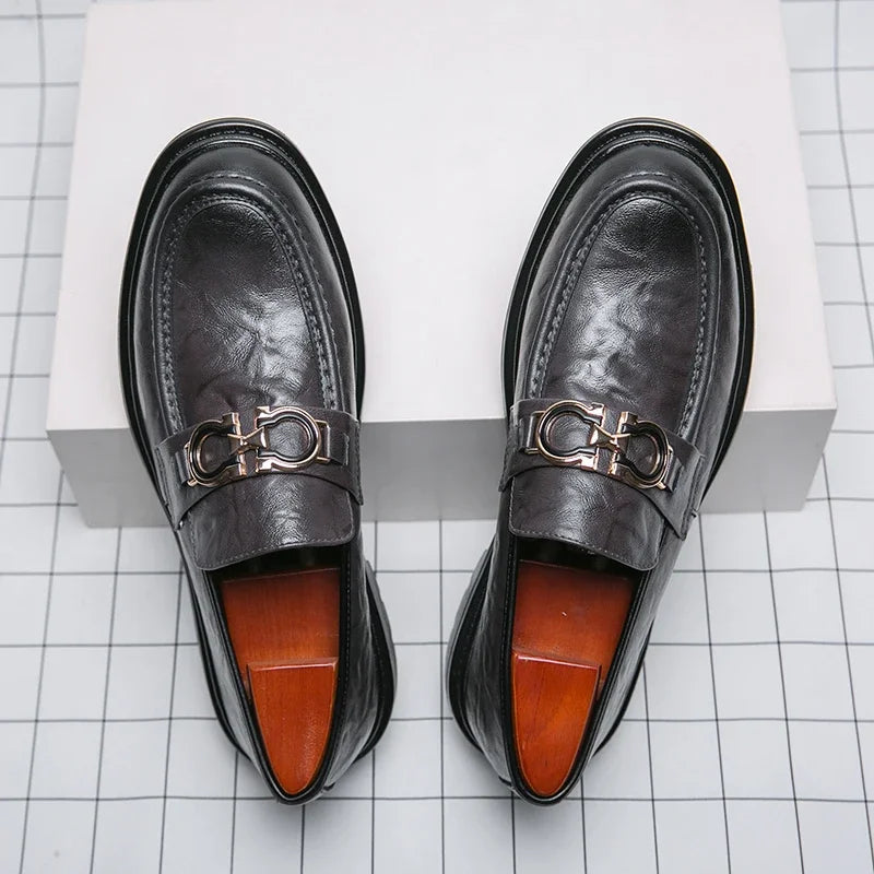 Comfortable men's classic loafers, a versatile choice for formal or informal settings.