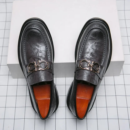 Comfortable men's classic loafers, a versatile choice for formal or informal settings.