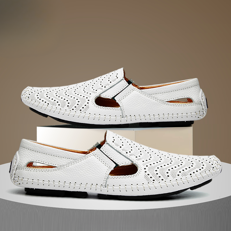 Classic men's versatile summer sandals, perfect for everyday casual wear, comfort, and breathability.