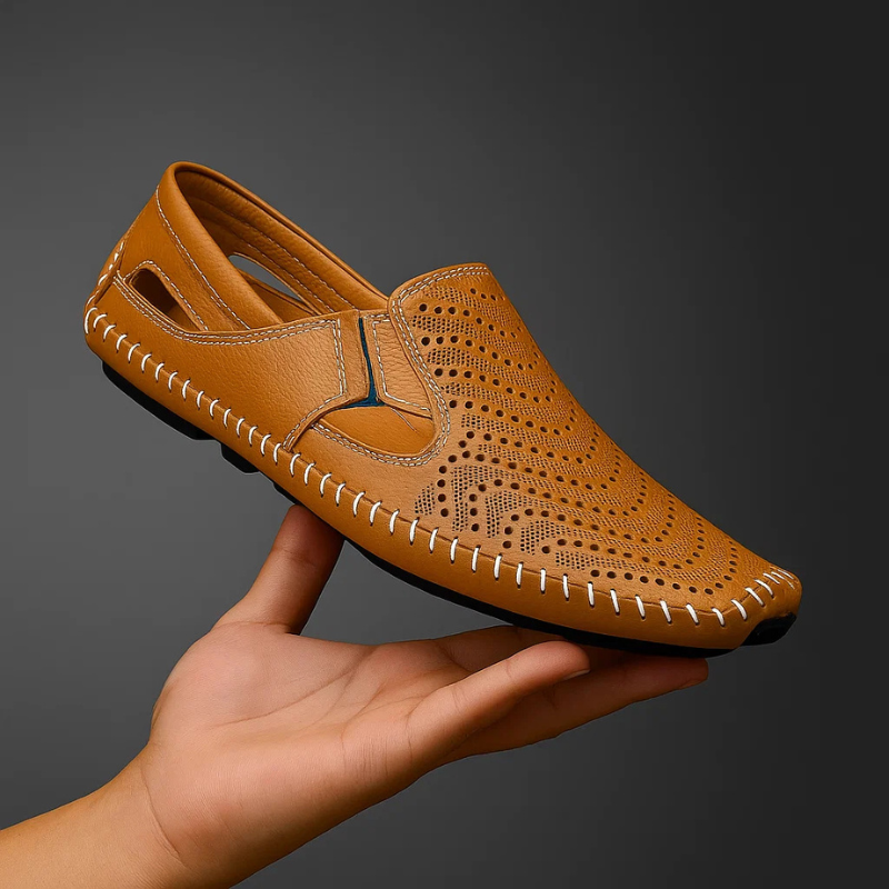 Durable men's classic sandals, ideal comfort footwear for everyday wear & long-lasting summer adventures.