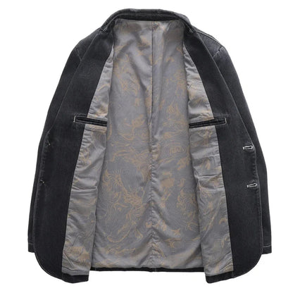 Men's perfect fit denim jacket, classic casual outerwear for all seasons. Timeless fashion.