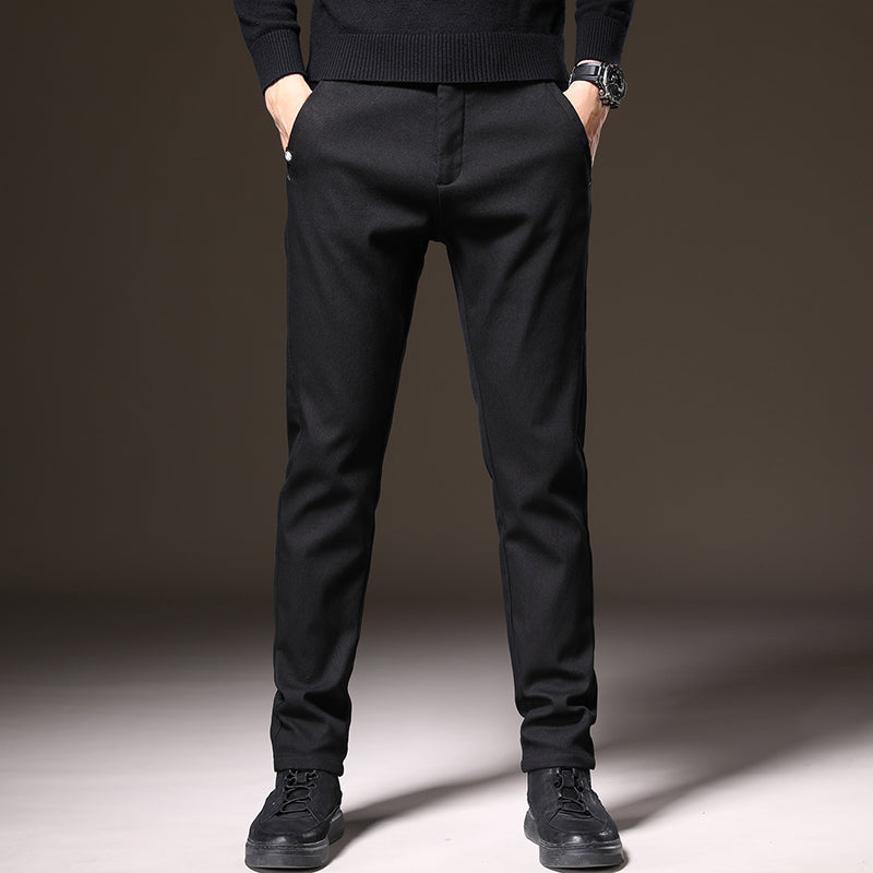 Men's durable black stretch pants, classic fit, perfect for versatile daily outfits.