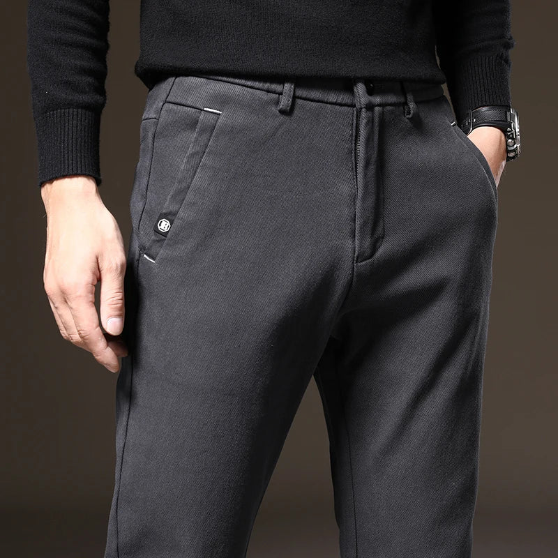 Army green men's stretch pants, durable and comfortable for versatile everyday wear.