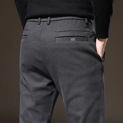 Stylish men's classic fit pants, designed with stretch fabric for ultimate comfort and flexibility.