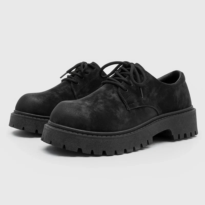 Men's comfortable Foundry Derby shoes, stylish for both formal and casual outfits, with a durable design.
