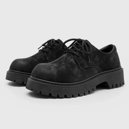 Men's comfortable Foundry Derby shoes, stylish for both formal and casual outfits, with a durable design.