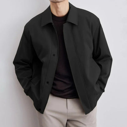 Durable men's Harrington jacket in green, a classic choice for smart casual style and adaptable fashion.