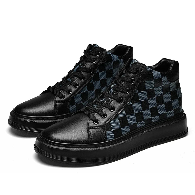 Durable men's high-top checkered shoes, offering comfortable support for urban fashion and everyday street style.