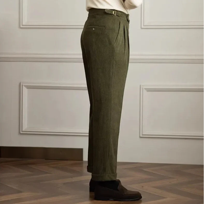 Comfortable cotton corduroy pants for men, classic vintage style, with practical adjustable waist.