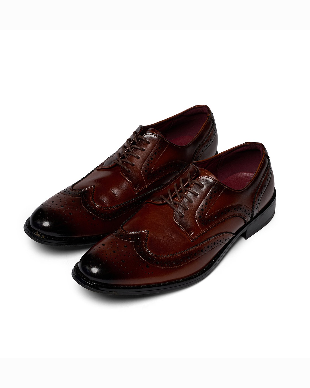 Men's classic leather Oxford brogues in a timeless style, perfect for formal wear & men's fashion.