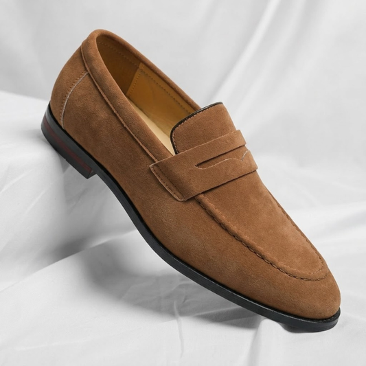 Men's classic leather penny loafers, all-day comfort & timeless style for formal or casual wear.