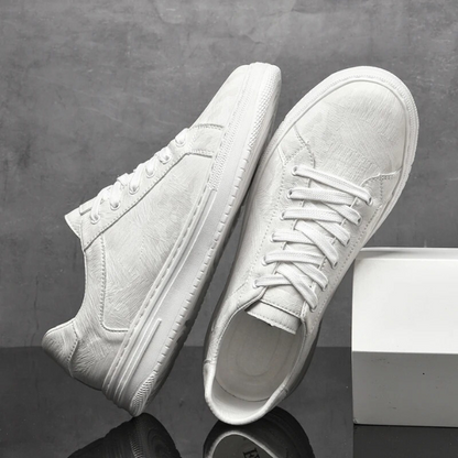 Durable rubber sole of men's classic leather sneakers, designed for everyday comfort & grip. Classic.