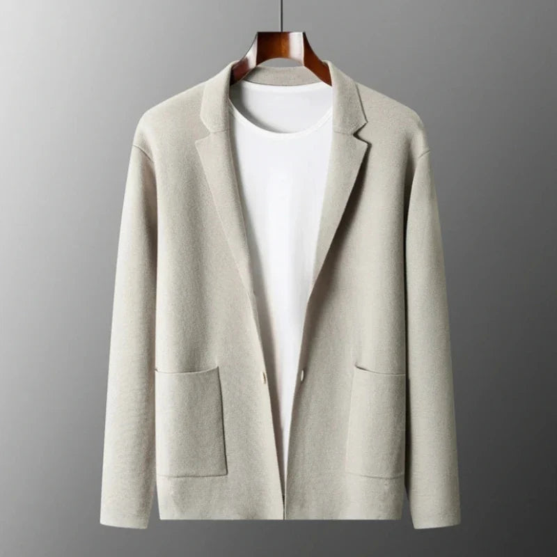 Stylish men's long-sleeve Milano knit cardigan, perfect for comfortable layering in fall & winter fashion.