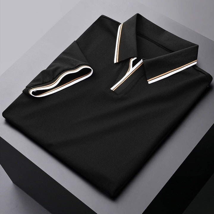 High-quality men's classic polo with a sophisticated contrast collar, great for everyday casual style.