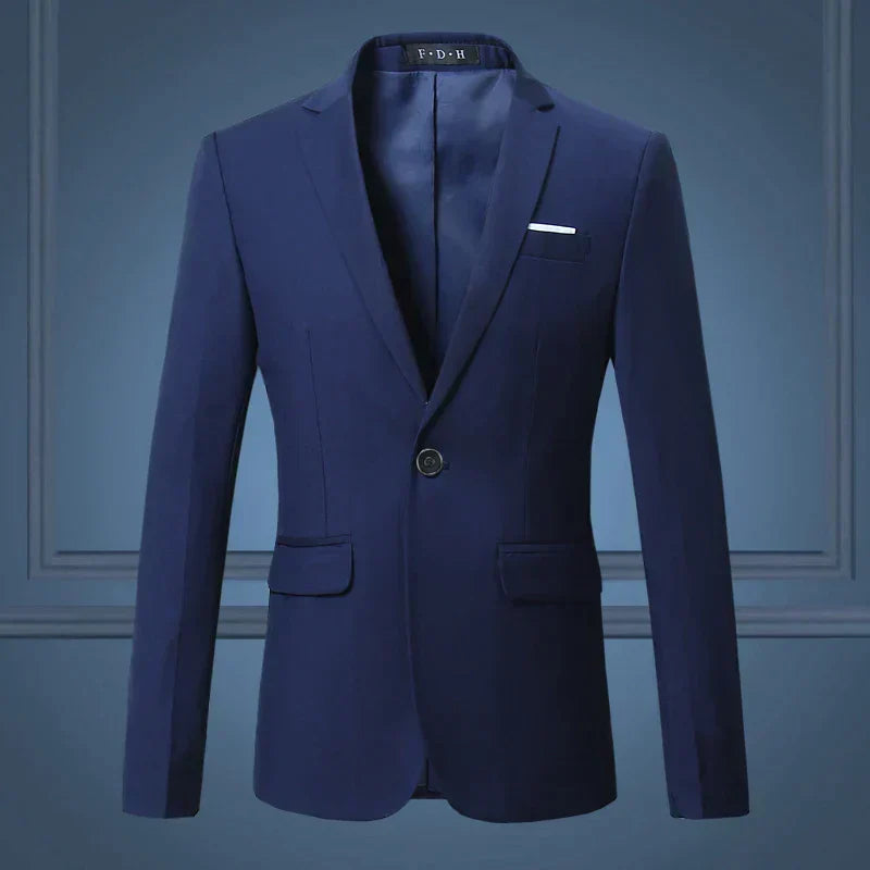 Sophisticated men's blazer, a high-quality single-breasted jacket for professional style and events.