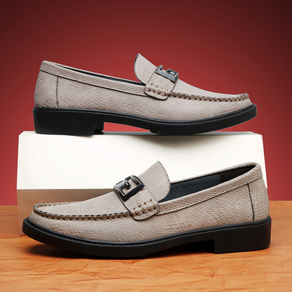 Comfortable men's casual loafers, ideal for everyday wear with an easy slip-on design.