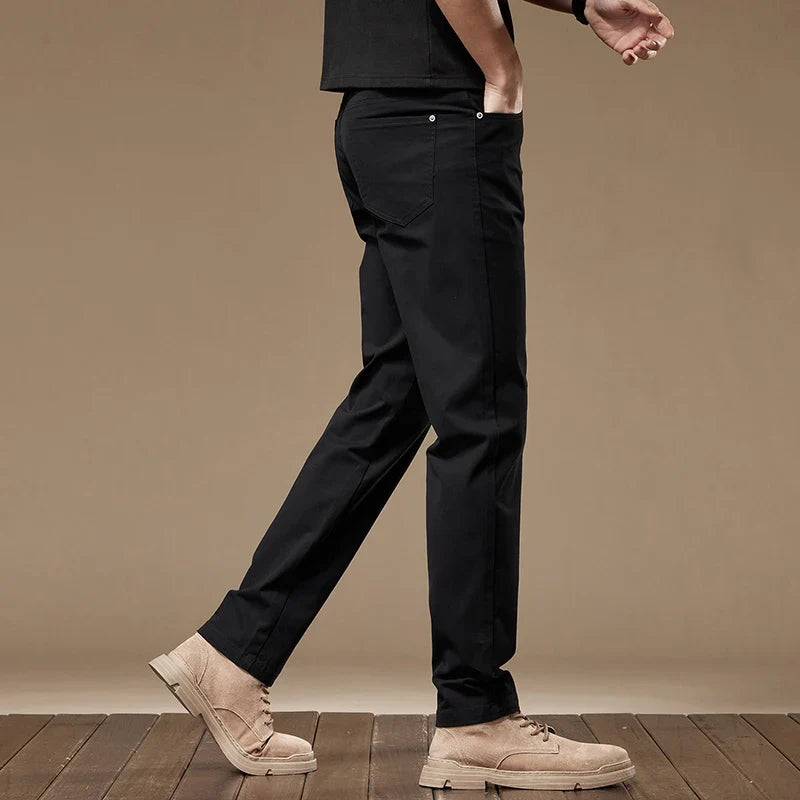 Versatile men's straight-leg pants, ideal for smart casual or everyday comfort. Durable classic fashion.
