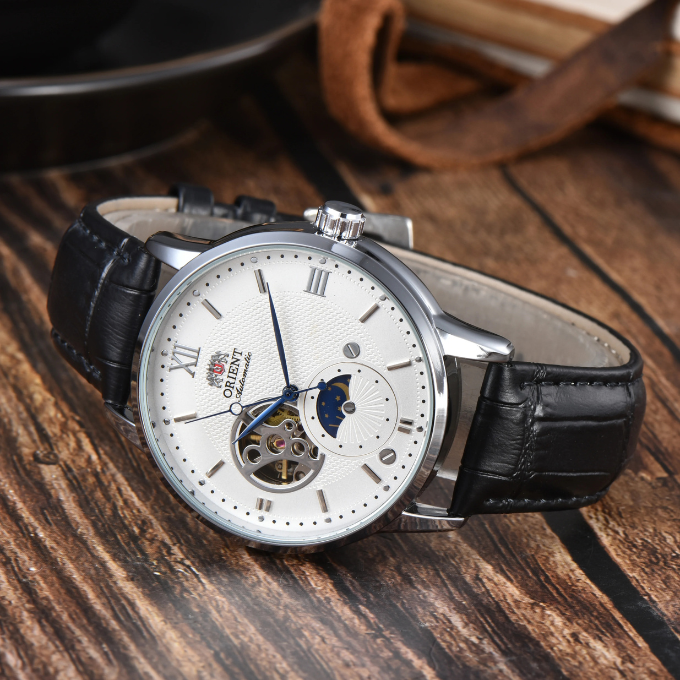Men's classic Sun & Moon automatic watch with a genuine leather strap, vintage elegant mechanical style.