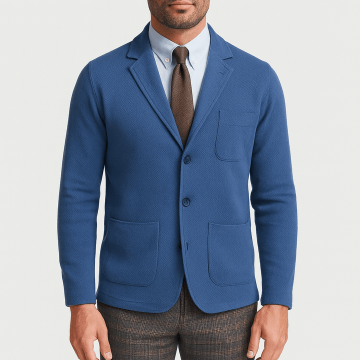 Versatile men's classic tailored blazer, suitable for formal events or elevated casual wear.