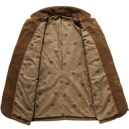 Elegant men's classic blazer, ideal for smart casual outfits and adding a touch of timeless fashion.