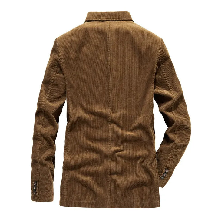 Men's versatile classic blazer, a key layering piece for both smart casual and formal professional wear.