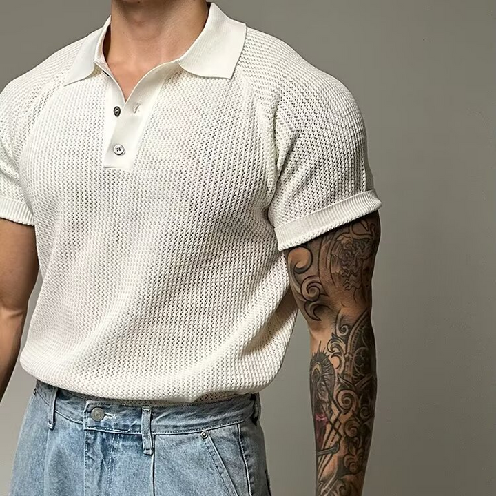 Versatile men's casual waffle polo shirt with a structured collar, ideal for everyday fashion.