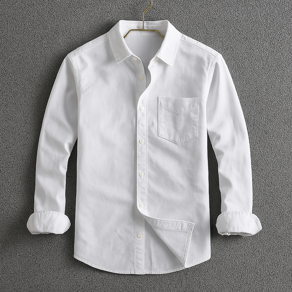 Classic men's Oxford shirt in a tailored fit, offering a crisp, comfortable look for work or leisure.