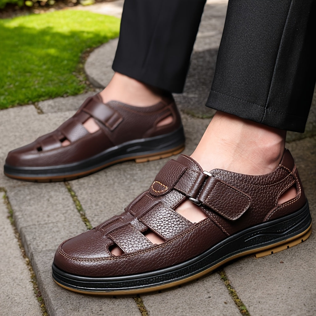 Durable men's closed-toe summer sandals, offering foot protection for outdoor adventures & beach wear.