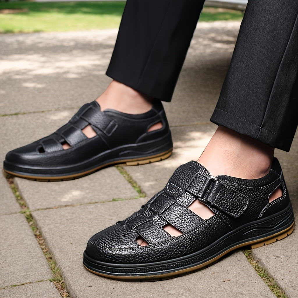 Breathable men's casual closed-toe sandals, perfect for summer comfort & men's fashion.