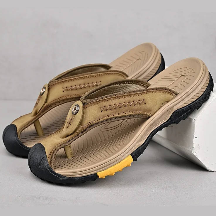 Rugged men's closed toe outdoor walking sandals, water resistant, non-slip for excellent traction.