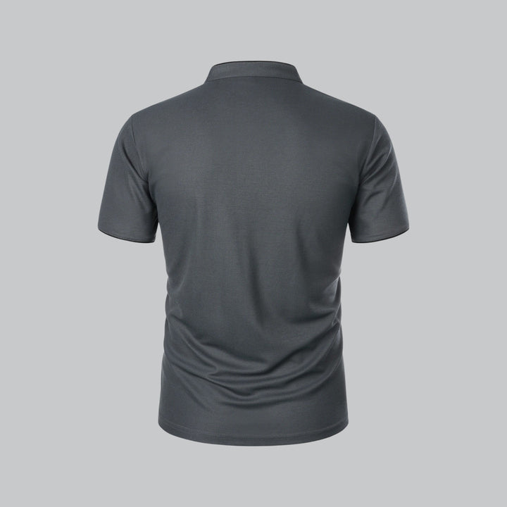 Casual men's wear: collarless polo top, mandarin trim, ideal for everyday fashion.