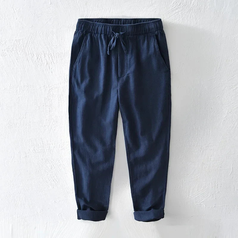 Stylish men's comfort pants, versatile for smart casual or relaxed everyday wear. Effortless men's fashion.