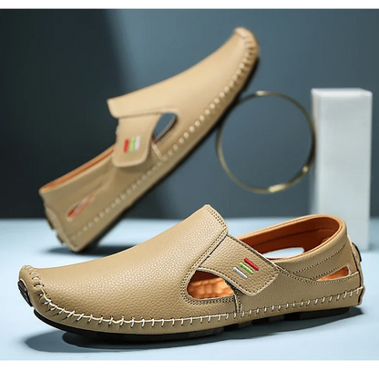 Open toe men's comfort sandals, adjustable strap, ensuring a secure & comfortable fit for daily use.