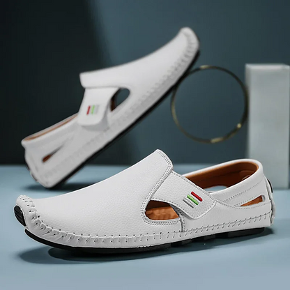 Men's daily wear sandals, adjustable strap, comfortable for walking and casual summer outings.