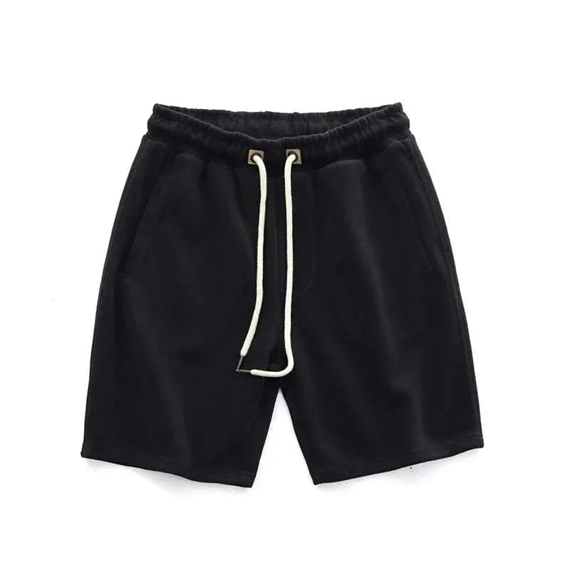Versatile men's casual shorts, perfect as comfortable summer wear. Stylish athletic shorts for daily activewear.